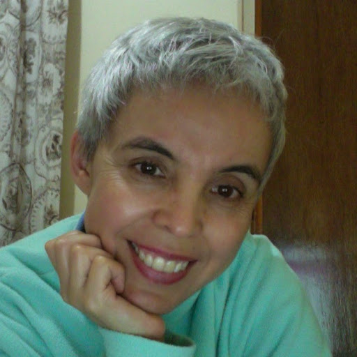 Elizabeth Rivera Photo 37