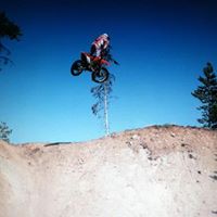 Brett Graham Photo 10
