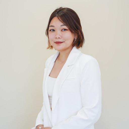 Lillian Lin Photo 28