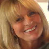 Dee Thomas Photo 37