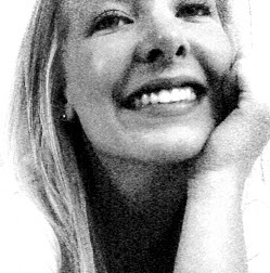 Tessa Reynolds Photo 10
