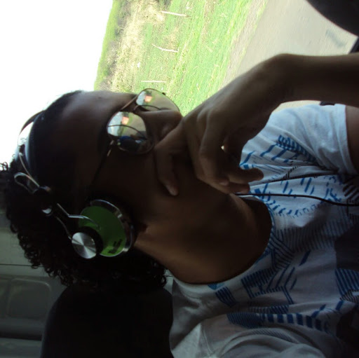 Josue Reyes Photo 27