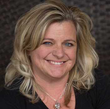 Cindy Alexander Photo 8