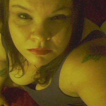 Amanda Willis Photo 32