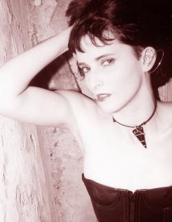 Deborah Freeman Photo 23