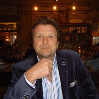 Adrian Selby Photo 16