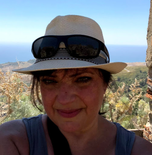 Paula Edwards Photo 42