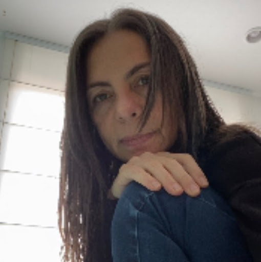 Angela Romero Photo 38