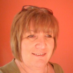 Tina Small Photo 9
