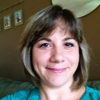 Deana Mitchell Photo 23
