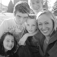 Julie Mccaulley Photo 1