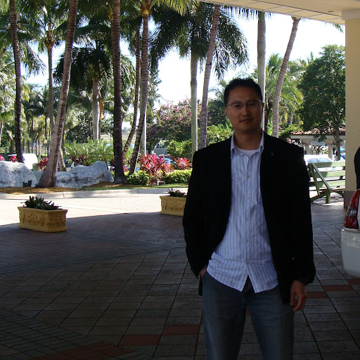 Wei Hu Photo 32