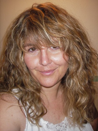 Jessica Biddle Photo 3