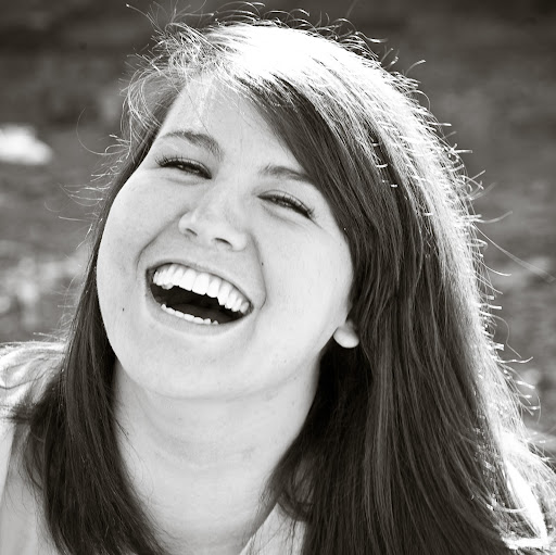 Danielle Randall Photo 12