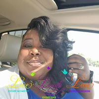 Monica Elliott Photo 40