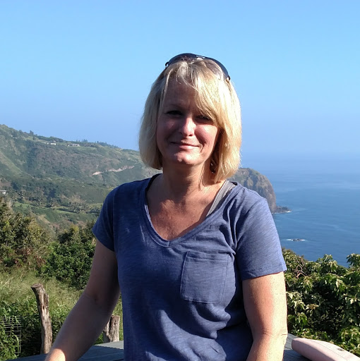 Sandra Barnes Photo 15