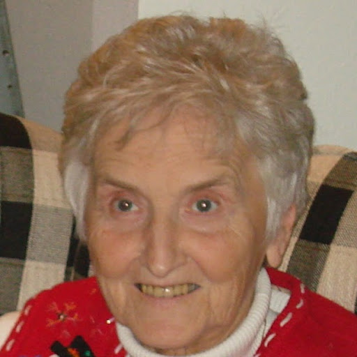 Shirley Hunter Photo 11
