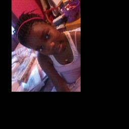 Maya Robinson Photo 15