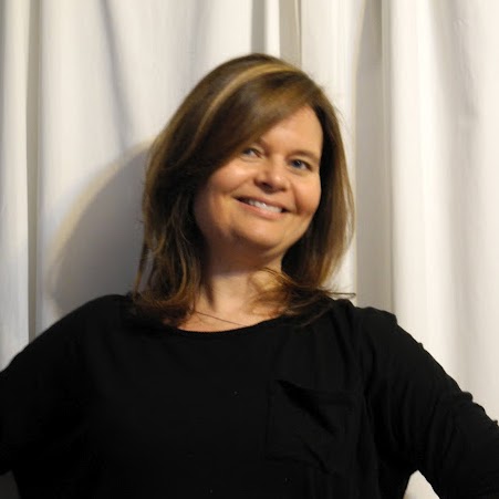 Jennifer Hennessy Photo 23