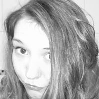 Julie Lorentz Photo 7