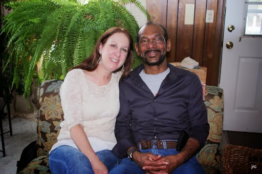 Rhonda Hunt Photo 37