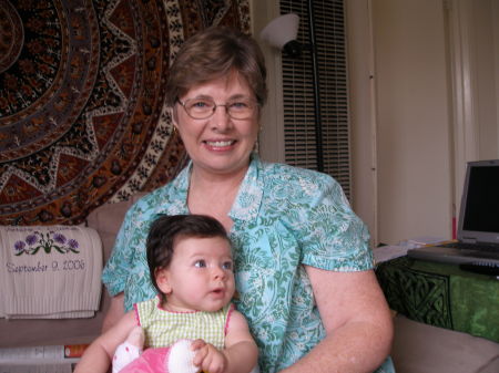 Judy White Photo 8