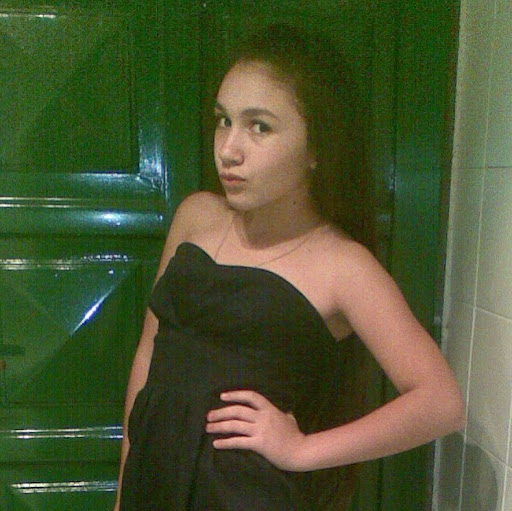 Elsa Robles Photo 35