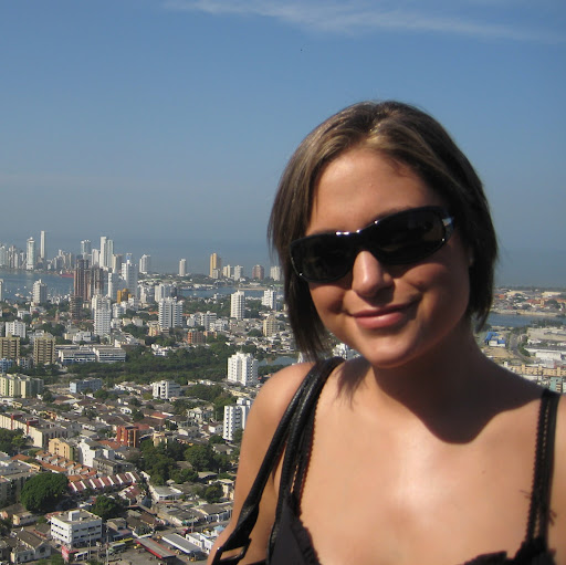 Georgina Davies Photo 3