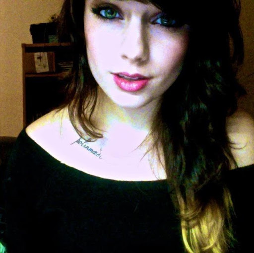 Martha Rose Photo 32