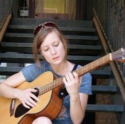 Anna Cooper Photo 28