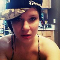 Nicole Hayward Photo 5