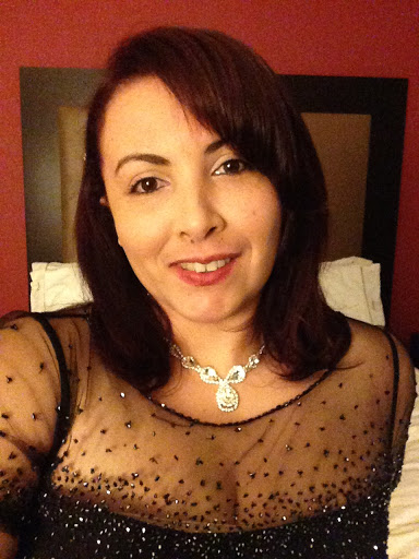 Denise Garcia Photo 13