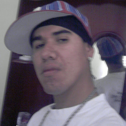 Omar Hernandez Photo 5