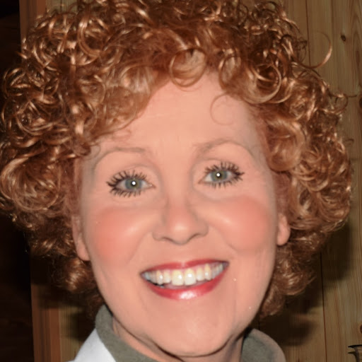 Joyce Scott Photo 3