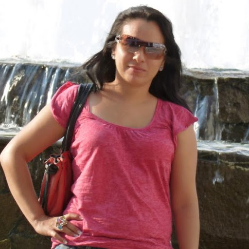 Gabriela Hernandez Photo 11