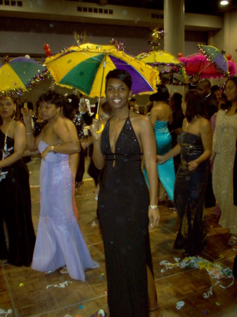 Vickie Bell Photo 17