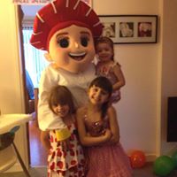 Rebecca Starkey Photo 7
