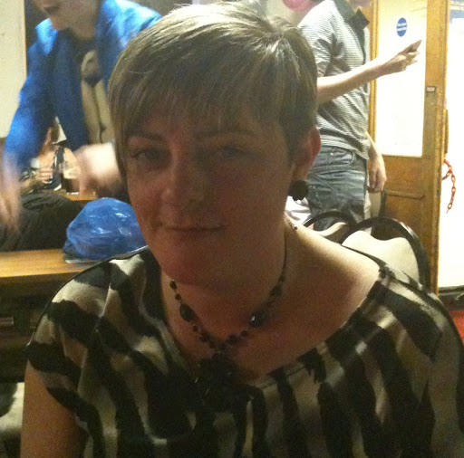 Sarah Hopkins Photo 17