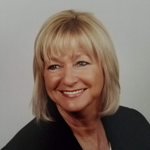 Judy Hampton Photo 7