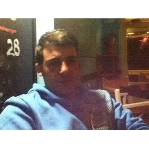Luis Angelo Photo 28