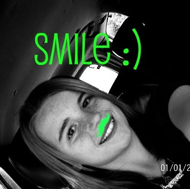 Taryn Jones Photo 16