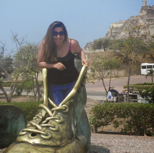 Nataly Maldonado Photo 23