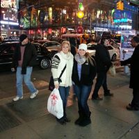 Michelle Delong Photo 37