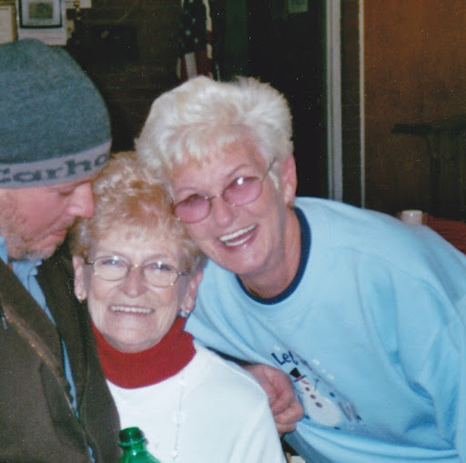Barbara Hobbs Photo 29