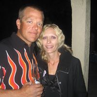 Heidi Elliott Photo 28