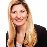 Stephanie Sparks Photo 48