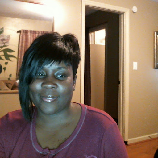 Yolanda Mitchell Photo 24