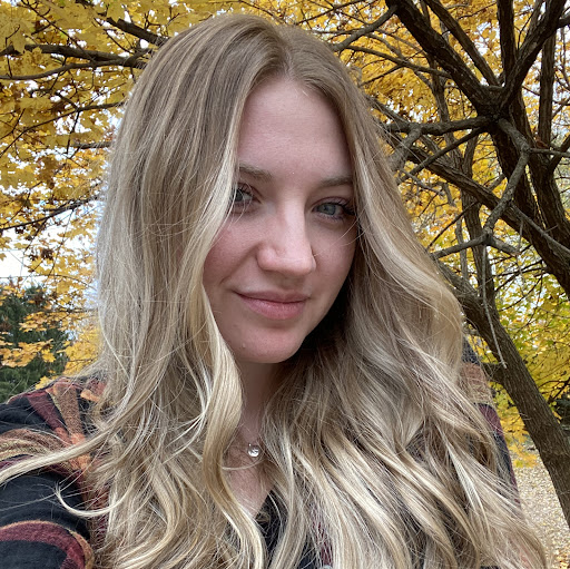 Nicole Little Photo 44