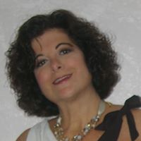 Denise Brennan Photo 17