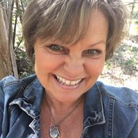 Debbie Houghton Photo 32